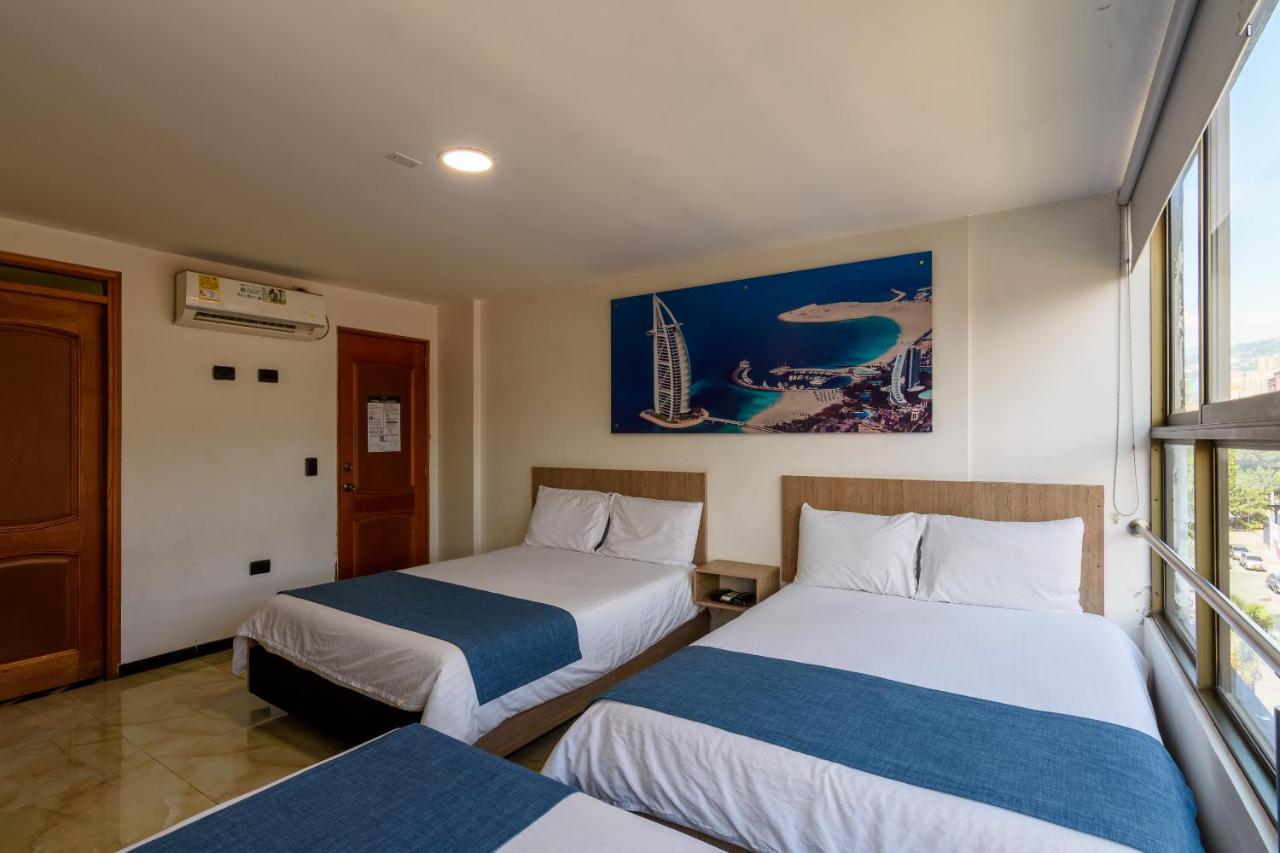Hotel Med Estadio Меделин Екстериор снимка